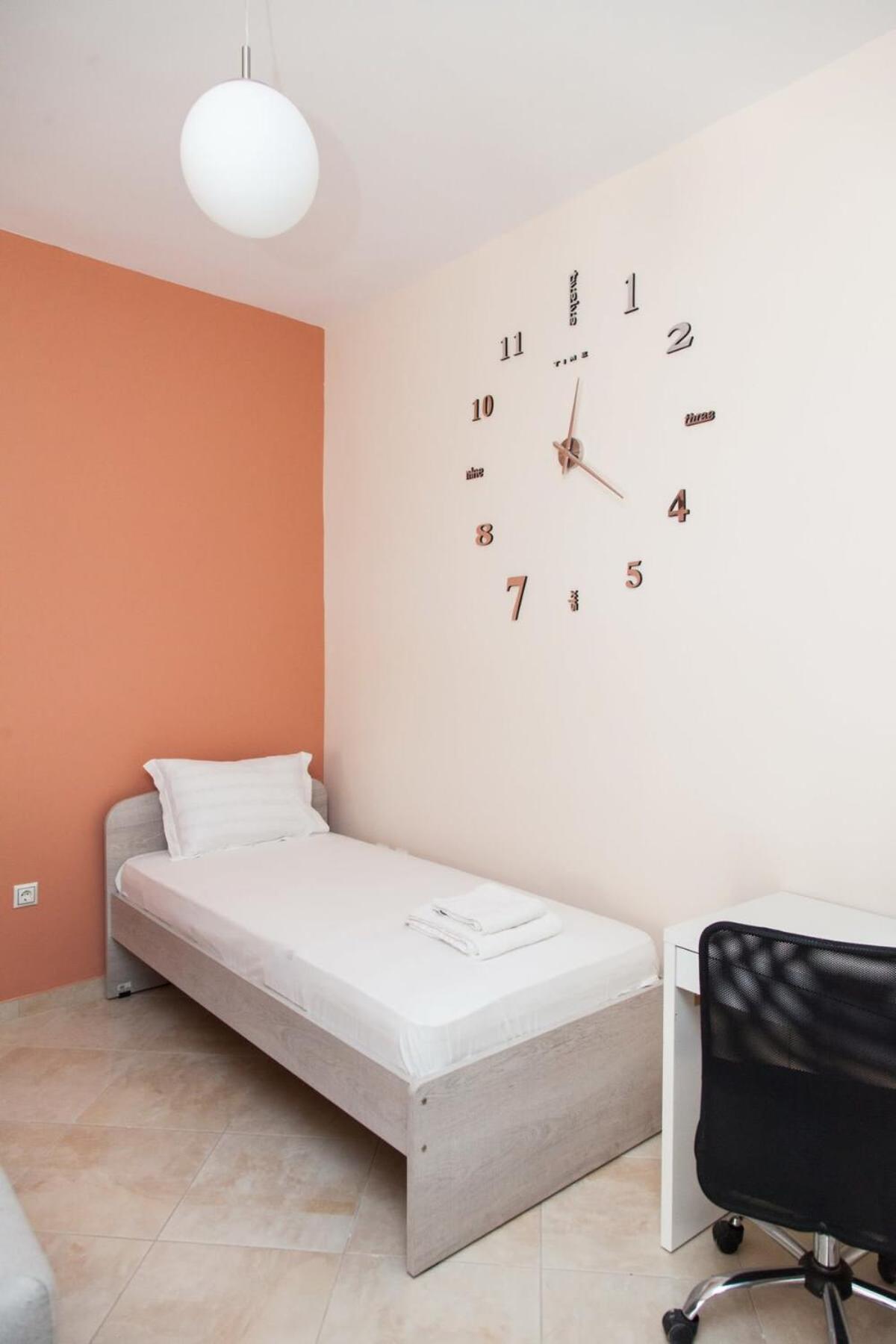 Apartment Great In *