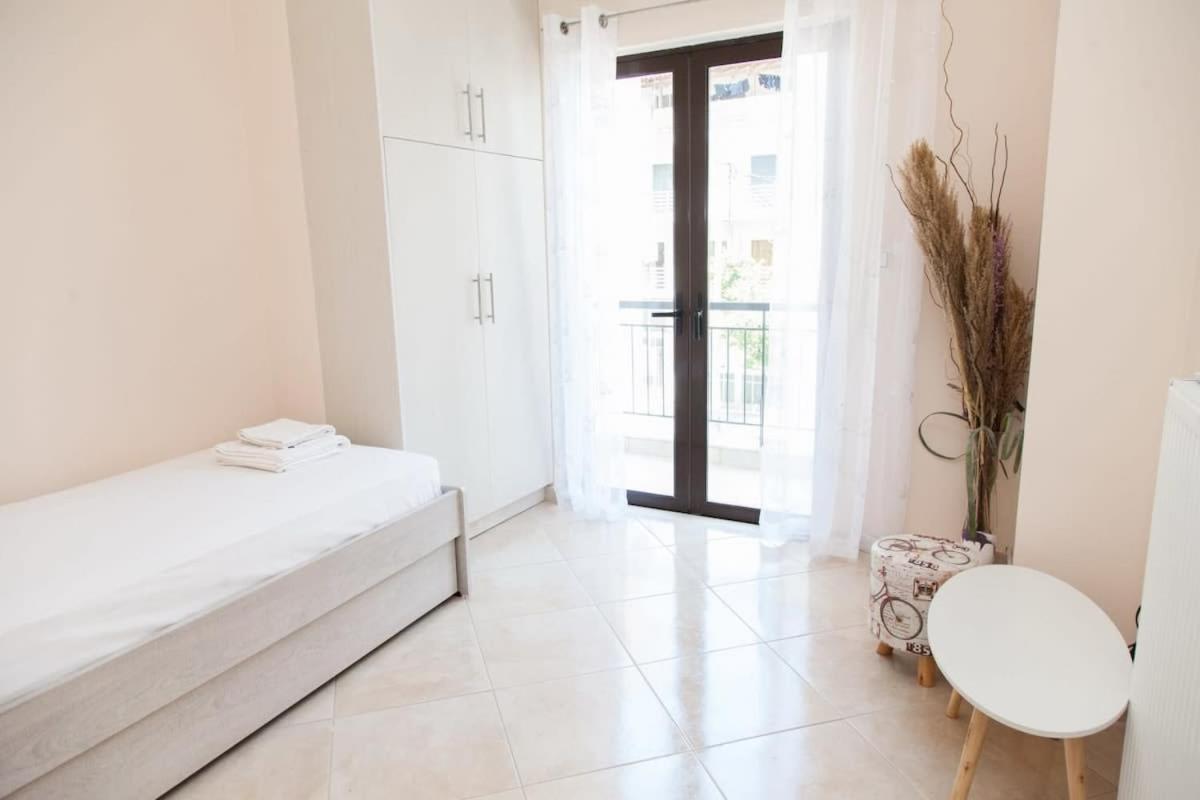Great In Apartment Piraeus